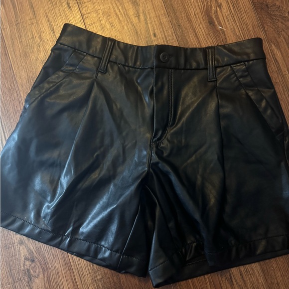 Pleather High Rise Shorts - Picture 1 of 4